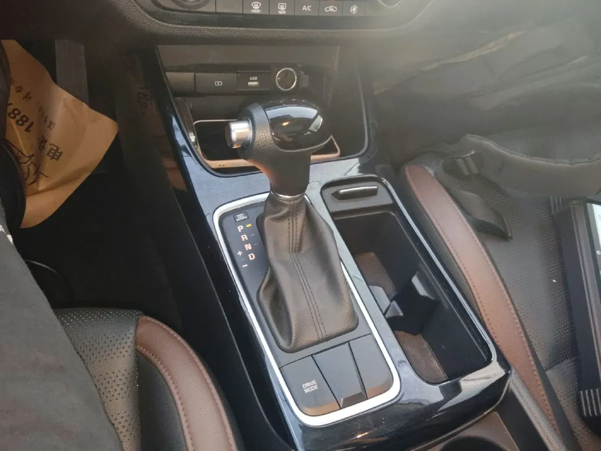 2017 Kia Cachet 1.8L 143HP L4 6AT,autocango,china used car exporter,china ev exporter,chinese used car exporter,chinese used ev exporter