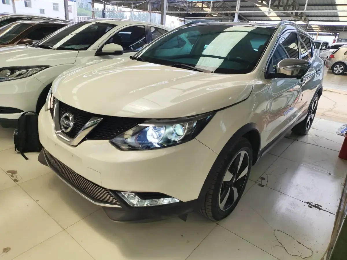 2017 Nissan Qashqai 2.0L 150HP L4 CVT