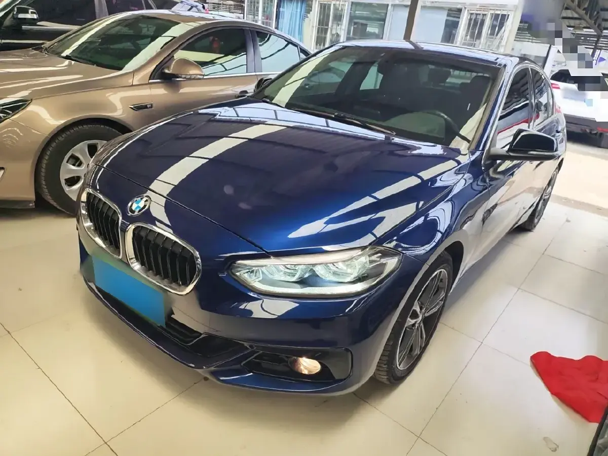 2018 BMW 1 Series 1.5T 136HP L3 6AT