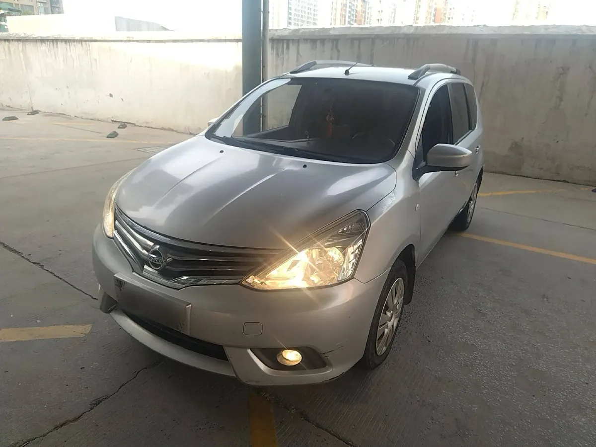 2013 Nissan Livina 1.6L 124HP L4 5MT,autocango,china used car exporter,china ev exporter,chinese used car exporter,chinese used ev exporter