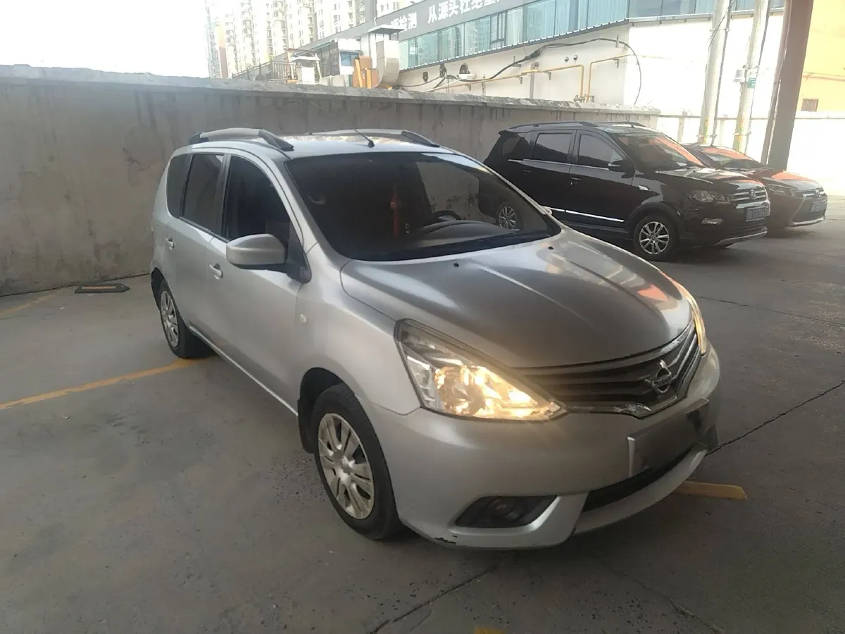 2013 Nissan Livina 1.6L 124HP L4 5MT,autocango,china used car exporter,china ev exporter,chinese used car exporter,chinese used ev exporter
