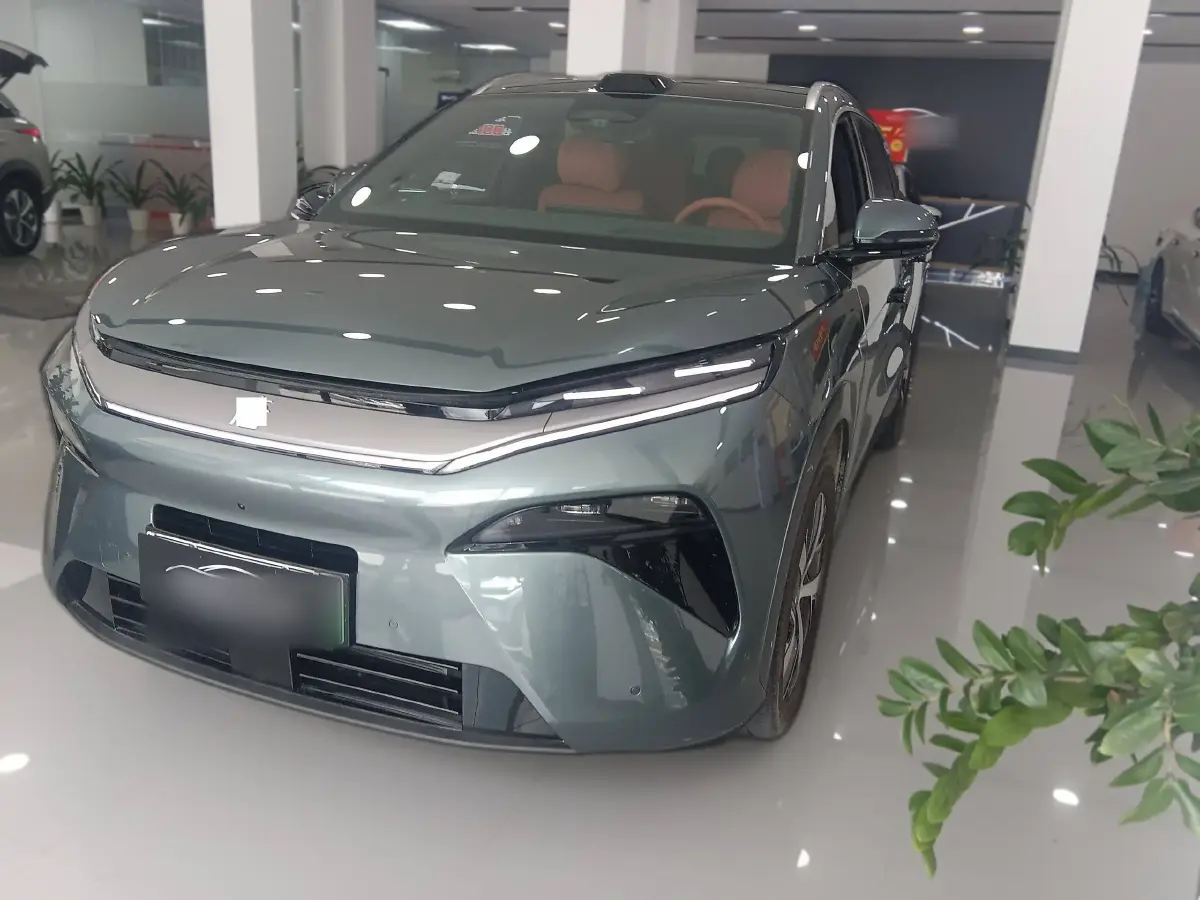 2025 BYD TangL 1.5T 156HP L4 E-CVT PHEV