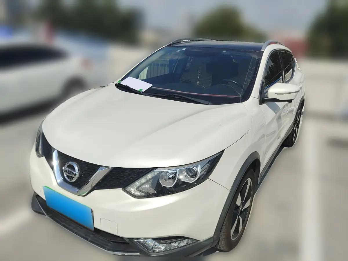 2016 Nissan Qashqai 2.0L 150HP L4 CVT