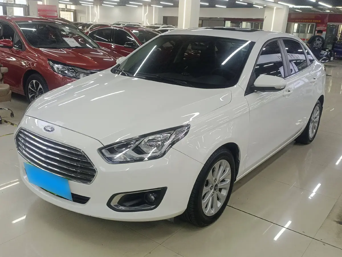 2017 Ford Escort 1.5L 113HP L4 6AT