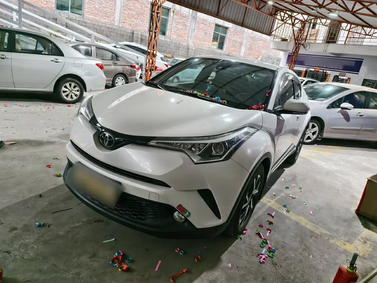 2018 Toyota C-HR 2.0L 171HP L4 CVT