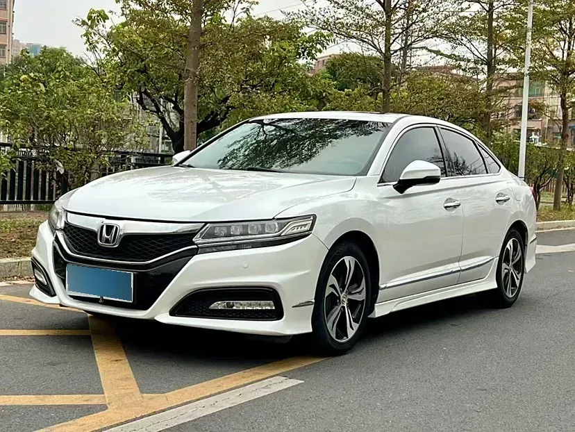 2017 Honda Spirior 2.4L 208HP L4 8DCT,autocango,china used car exporter,china ev exporter,chinese used car exporter,chinese used ev exporter