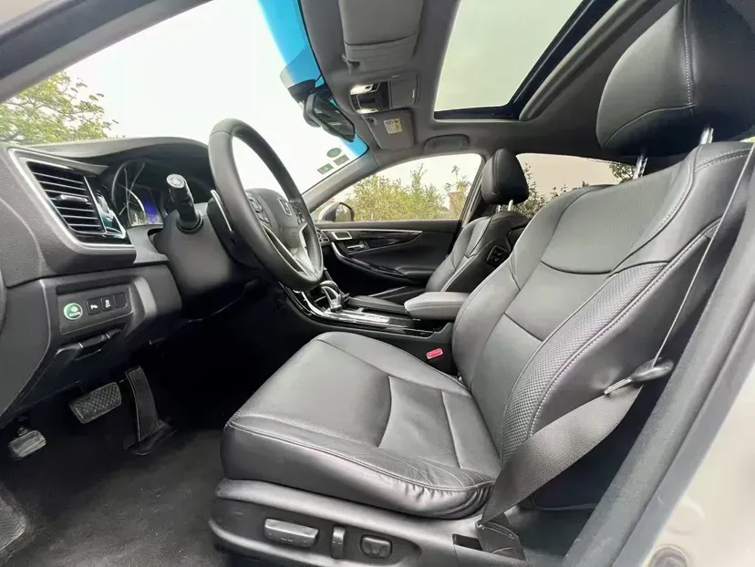 2017 Honda Spirior 2.4L 208HP L4 8DCT,autocango,china used car exporter,china ev exporter,chinese used car exporter,chinese used ev exporter