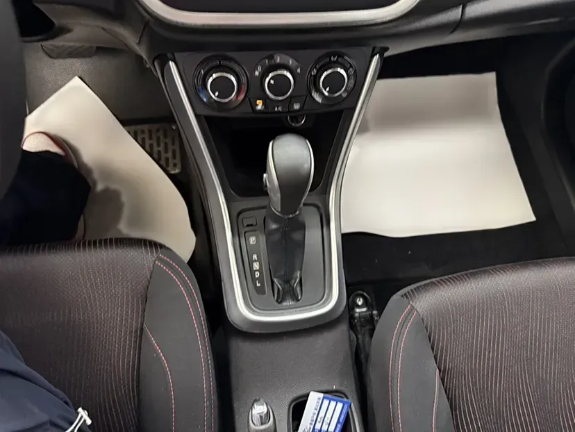 2015 Suzuki S-cross 1.6L 122HP L4 CVT,autocango,china used car exporter,china ev exporter,chinese used car exporter,chinese used ev exporter