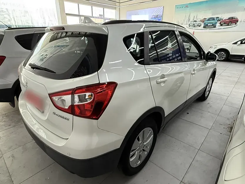 2015 Suzuki S-cross 1.6L 122HP L4 CVT,autocango,china used car exporter,china ev exporter,chinese used car exporter,chinese used ev exporter