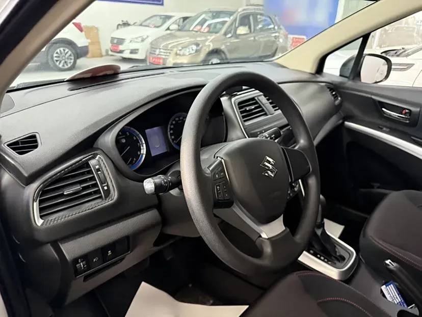 2015 Suzuki S-cross 1.6L 122HP L4 CVT,autocango,china used car exporter,china ev exporter,chinese used car exporter,chinese used ev exporter