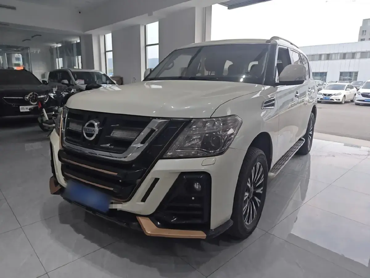 2004 Nissan Patrol 4.8L 252HP L6 5AT