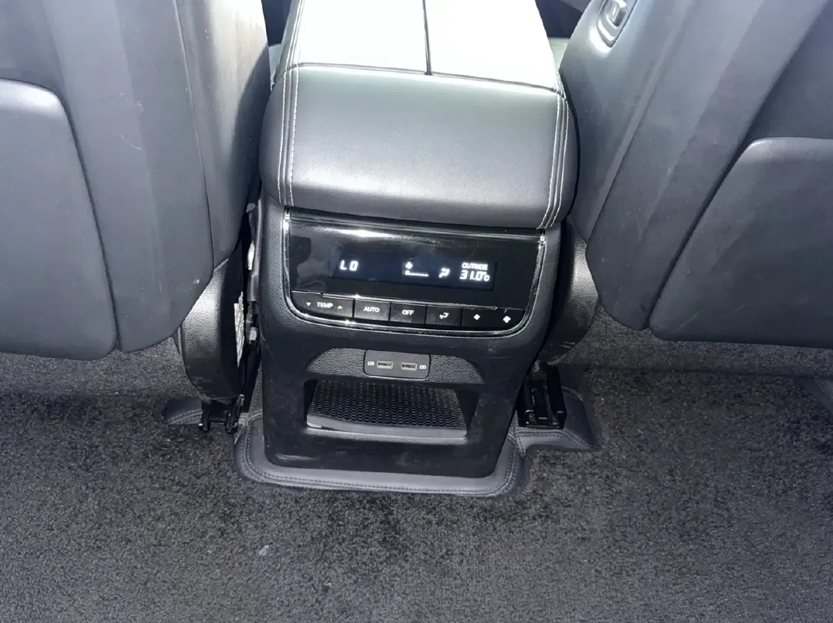 2024 GAC Trumpchi ES9 2.0T 190HP L4 2DHT PHEV 25.57KWH,autocango,china used car exporter,china ev exporter,chinese used car exporter,chinese used ev exporter