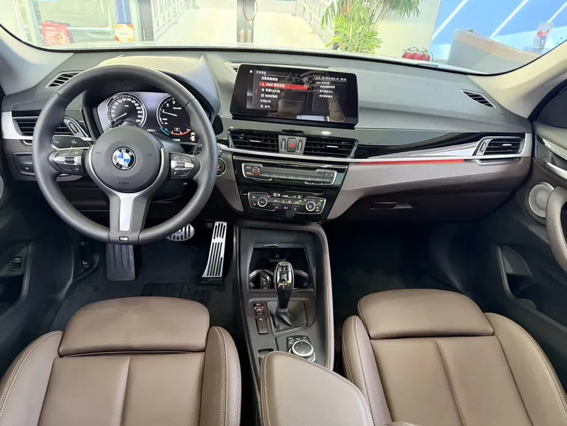 2022 BMW X1 2.0T 192HP L4 7DCT,autocango,china used car exporter,china ev exporter,chinese used car exporter,chinese used ev exporter