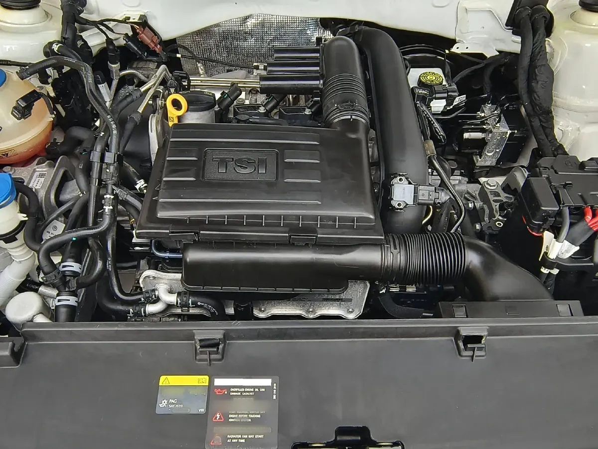 2017 Volkswagen Gran Lavida 1.2T 110HP L4 7DCT,autocango,china used car exporter,china ev exporter,chinese used car exporter,chinese used ev exporter