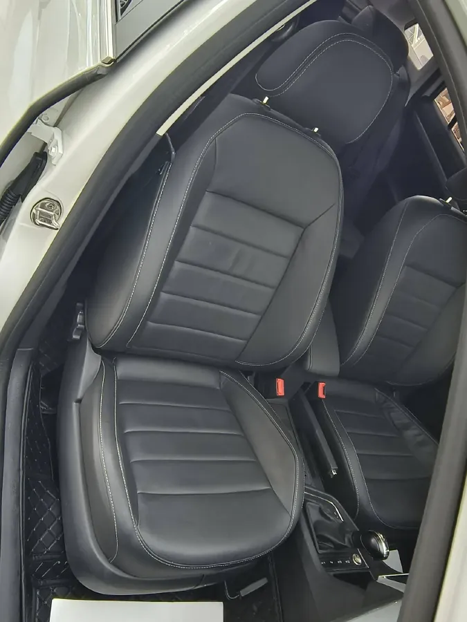 2017 Volkswagen Gran Lavida 1.2T 110HP L4 7DCT,autocango,china used car exporter,china ev exporter,chinese used car exporter,chinese used ev exporter