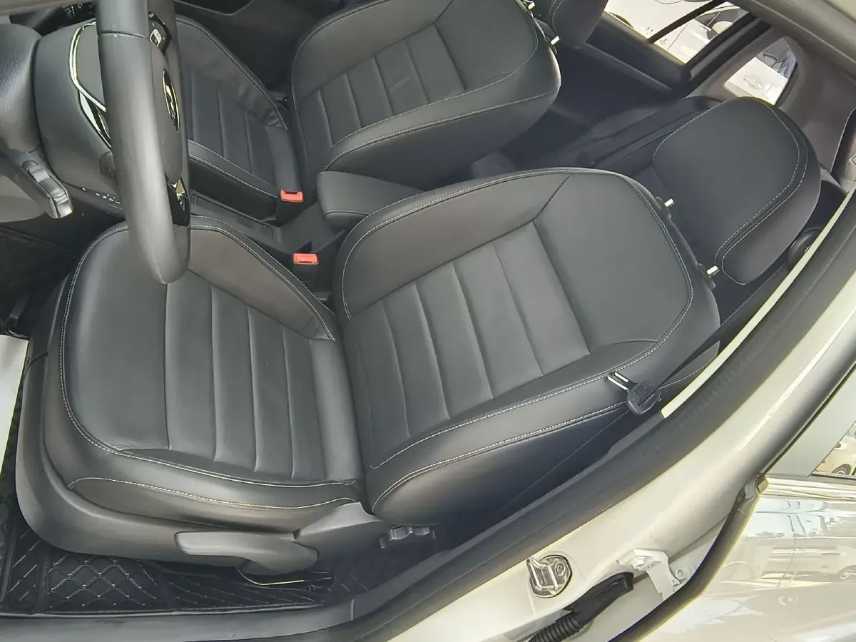 2017 Volkswagen Gran Lavida 1.2T 110HP L4 7DCT,autocango,china used car exporter,china ev exporter,chinese used car exporter,chinese used ev exporter