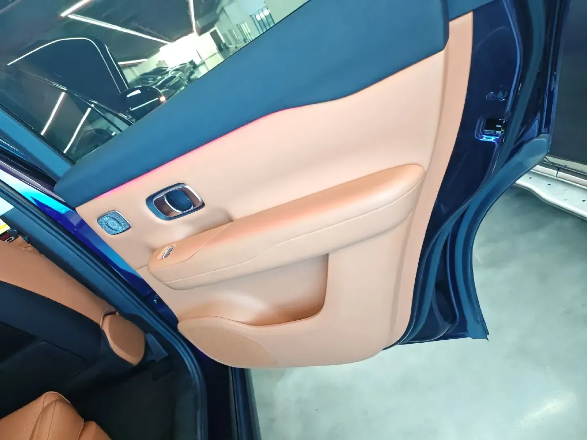 2024 Leapmotor C16 1.5L 95HP L4 REEV 28.4KWH,autocango,china used car exporter,china ev exporter,chinese used car exporter,chinese used ev exporter