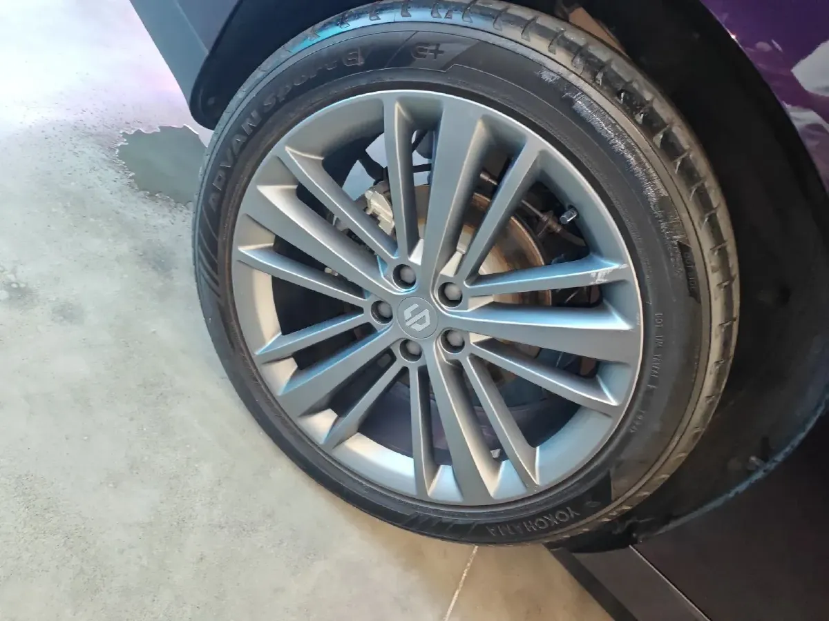 2024 Leapmotor C16 1.5L 95HP L4 REEV 28.4KWH,autocango,china used car exporter,china ev exporter,chinese used car exporter,chinese used ev exporter