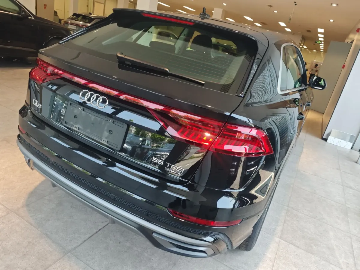 2023 Audi Q8 3.0T 340HP V6 8AT,autocango,china used car exporter,china ev exporter,chinese used car exporter,chinese used ev exporter