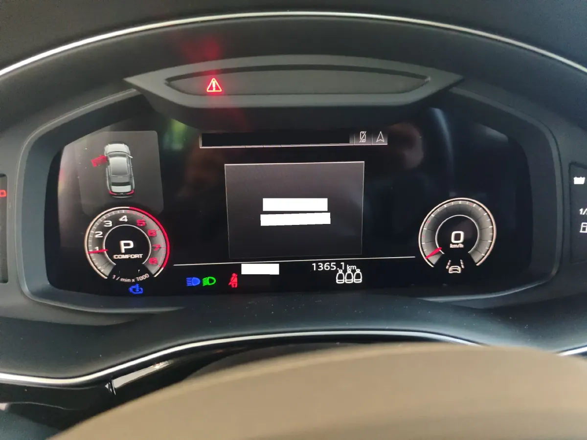 2023 Audi Q8 3.0T 340HP V6 8AT,autocango,china used car exporter,china ev exporter,chinese used car exporter,chinese used ev exporter