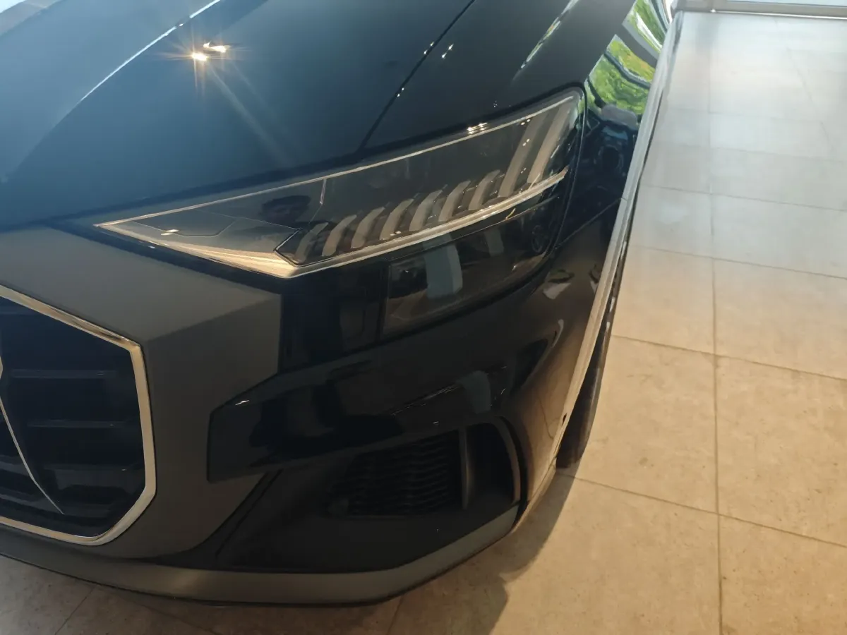 2023 Audi Q8 3.0T 340HP V6 8AT,autocango,china used car exporter,china ev exporter,chinese used car exporter,chinese used ev exporter