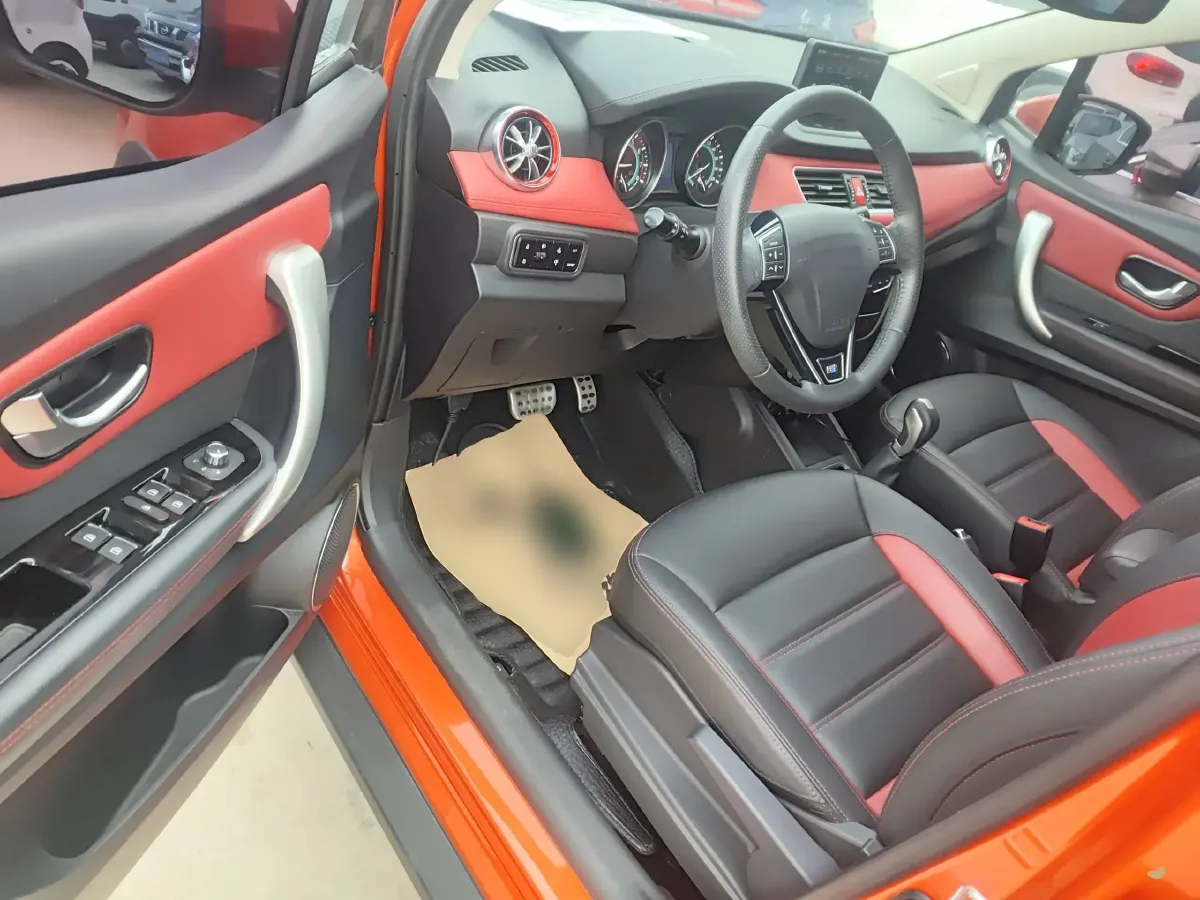 2016 Haval H1 1.5L 106HP L4 6AMT,autocango,china used car exporter,china ev exporter,chinese used car exporter,chinese used ev exporter