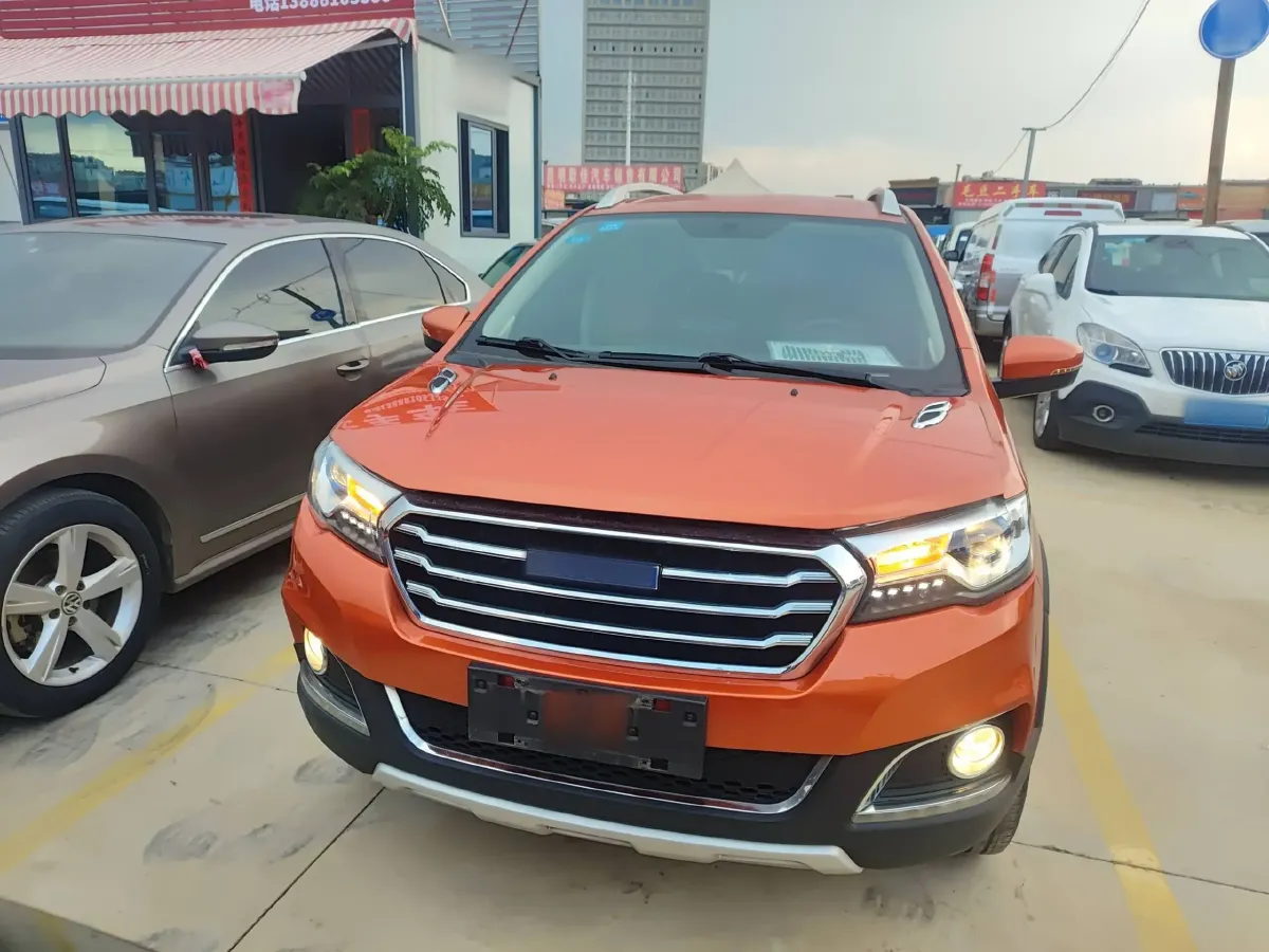 2016 Haval H1 1.5L 106HP L4 6AMT,autocango,china used car exporter,china ev exporter,chinese used car exporter,chinese used ev exporter