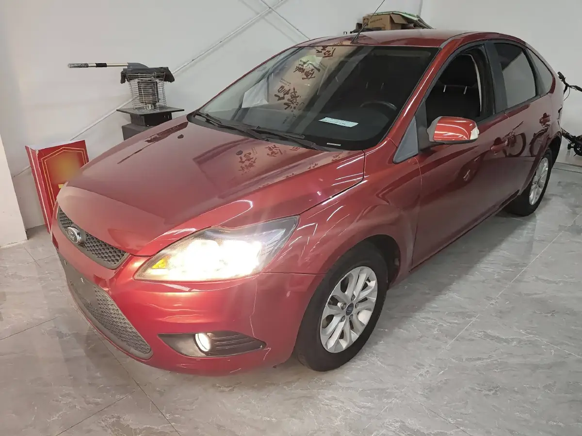 2013 Ford Focus 1.8L 124HP L4 4AT