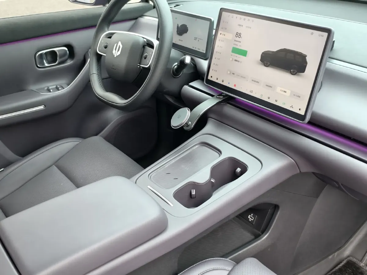 2024 Leapmotor C16 1.5L 95HP L4 REEV 28.4KWH,autocango,china used car exporter,china ev exporter,chinese used car exporter,chinese used ev exporter