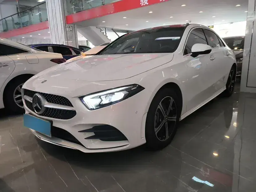 2022 Mercedes-Benz A Class 1.3T 163HP L4 7DCT 2022 Mercedes-Benz A Class 1.3T 163HP L4 7DCT