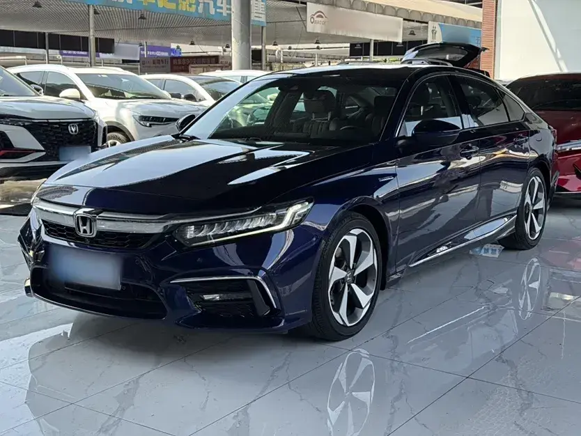 2019 Honda Inspire 2.0L 146HP L4 E-CVT Hybrid