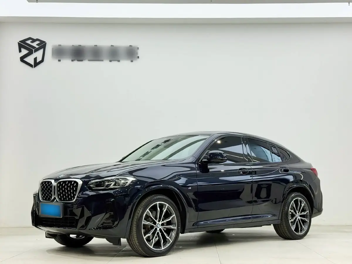 2022 BMW X4 2.0T 245HP L4 8AT