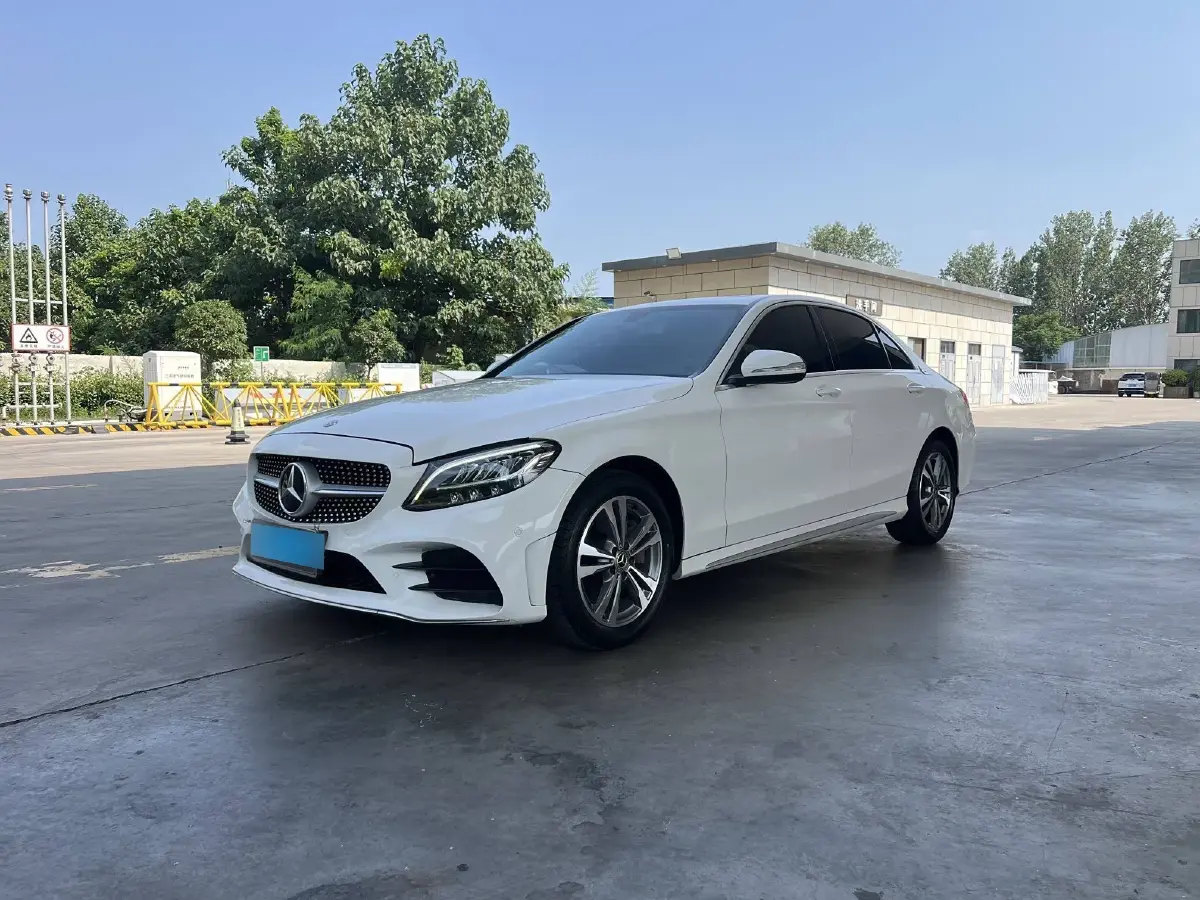 2019 Mercedes-Benz C Class 1.6T 156HP L4 9AT