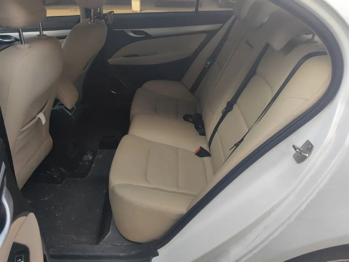 2018 Geely Emgrand 1.5L 109HP L4 5MT,autocango,china used car exporter,china ev exporter,chinese used car exporter,chinese used ev exporter