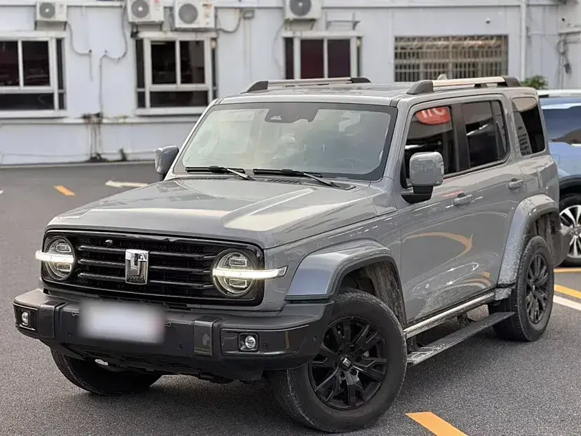 2023 Tank 300 2.0T 227HP L4 8AT