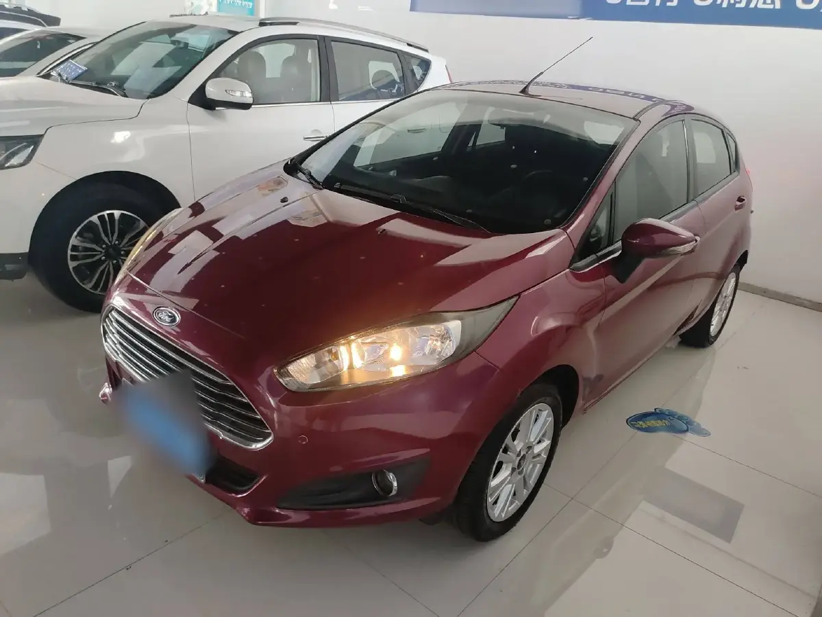 2013 Ford Fiesta 1.5L 110HP L4 6DCT