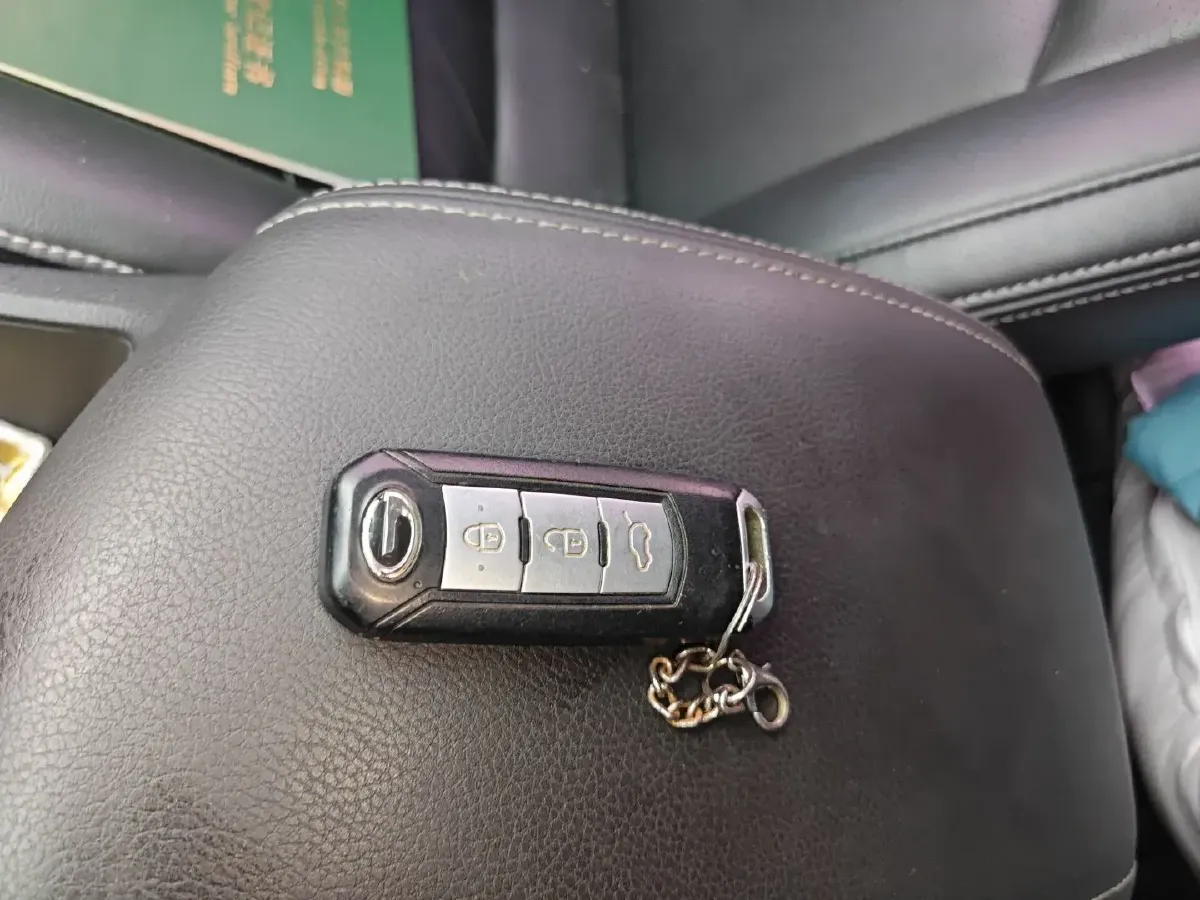 2016 GAC Trumpchi GA6 1.5T 152HP L4 7DCT,autocango,china used car exporter,china ev exporter,chinese used car exporter,chinese used ev exporter