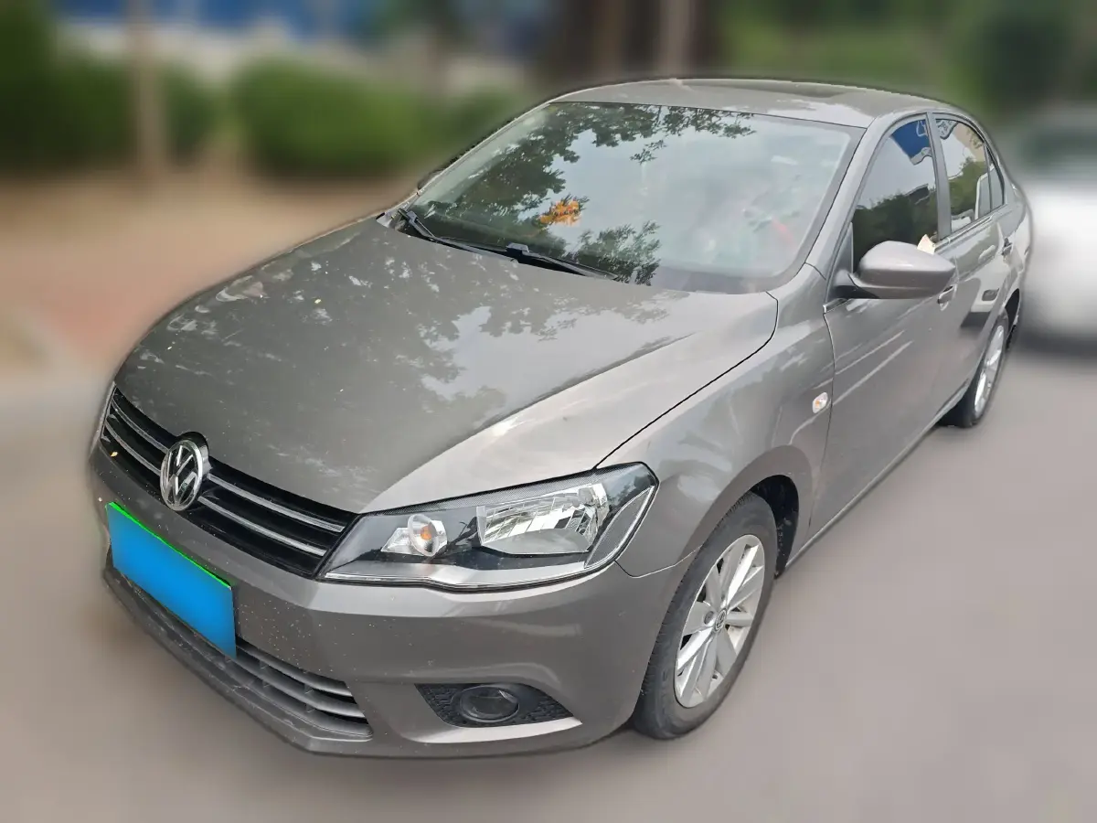 2015 Volkswagen Jetta 1.6L 110HP L4 5MT