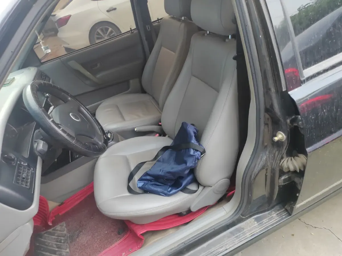 2008 Volkswagen Santana Vista 1.8L 101HP L4 5MT,autocango,china used car exporter,china ev exporter,chinese used car exporter,chinese used ev exporter