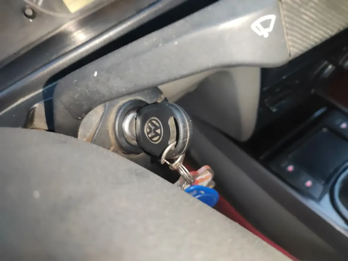 2008 Volkswagen Santana Vista 1.8L 101HP L4 5MT,autocango,china used car exporter,china ev exporter,chinese used car exporter,chinese used ev exporter