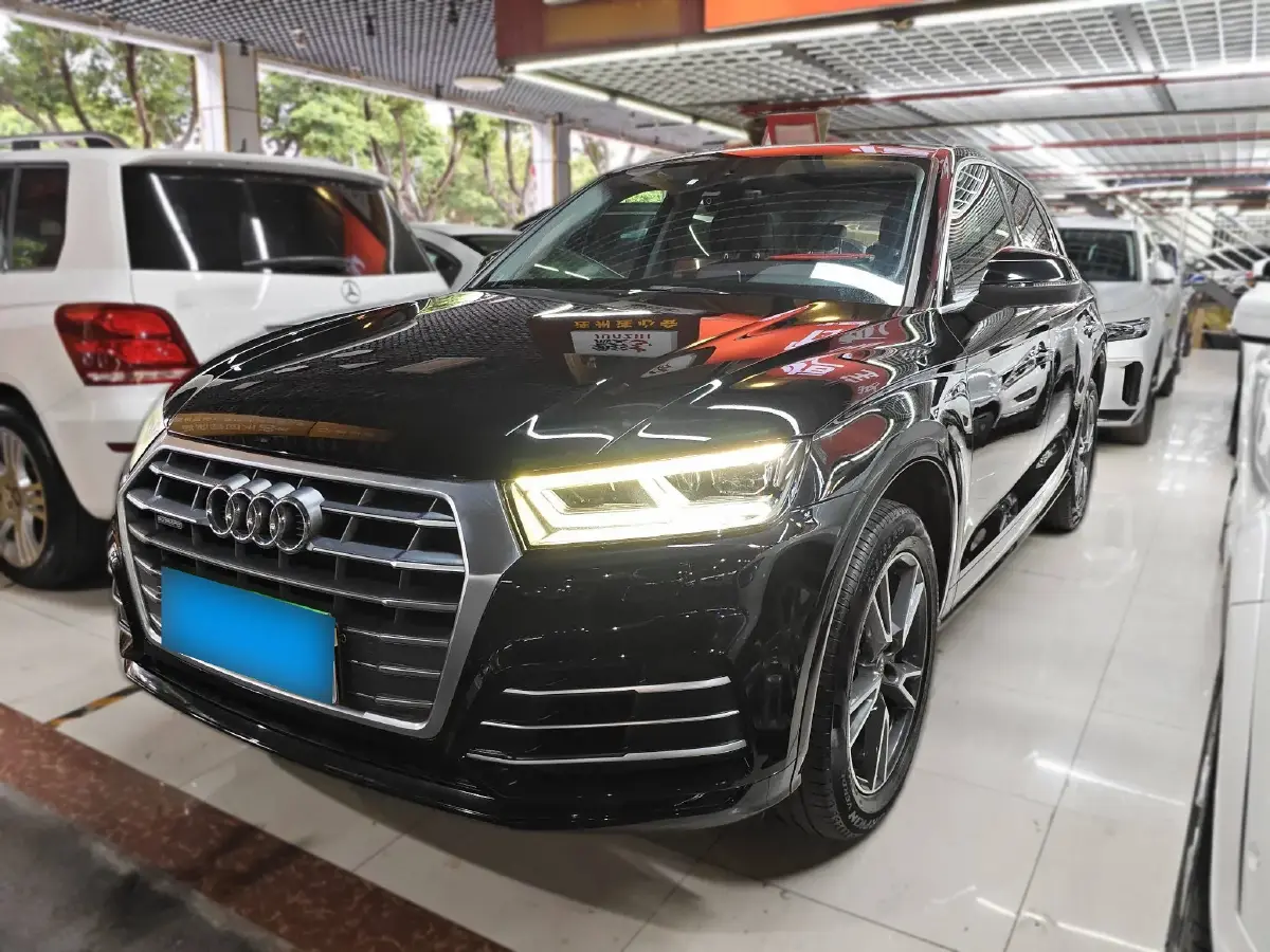 2018 Audi Q5L 2.0T 190HP L4 7DCT