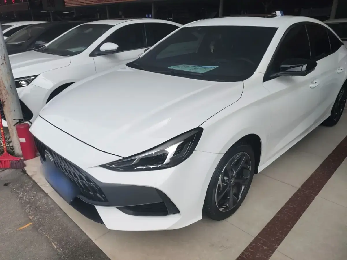 2022 MG 5 1.5T 173HP L4 7DCT