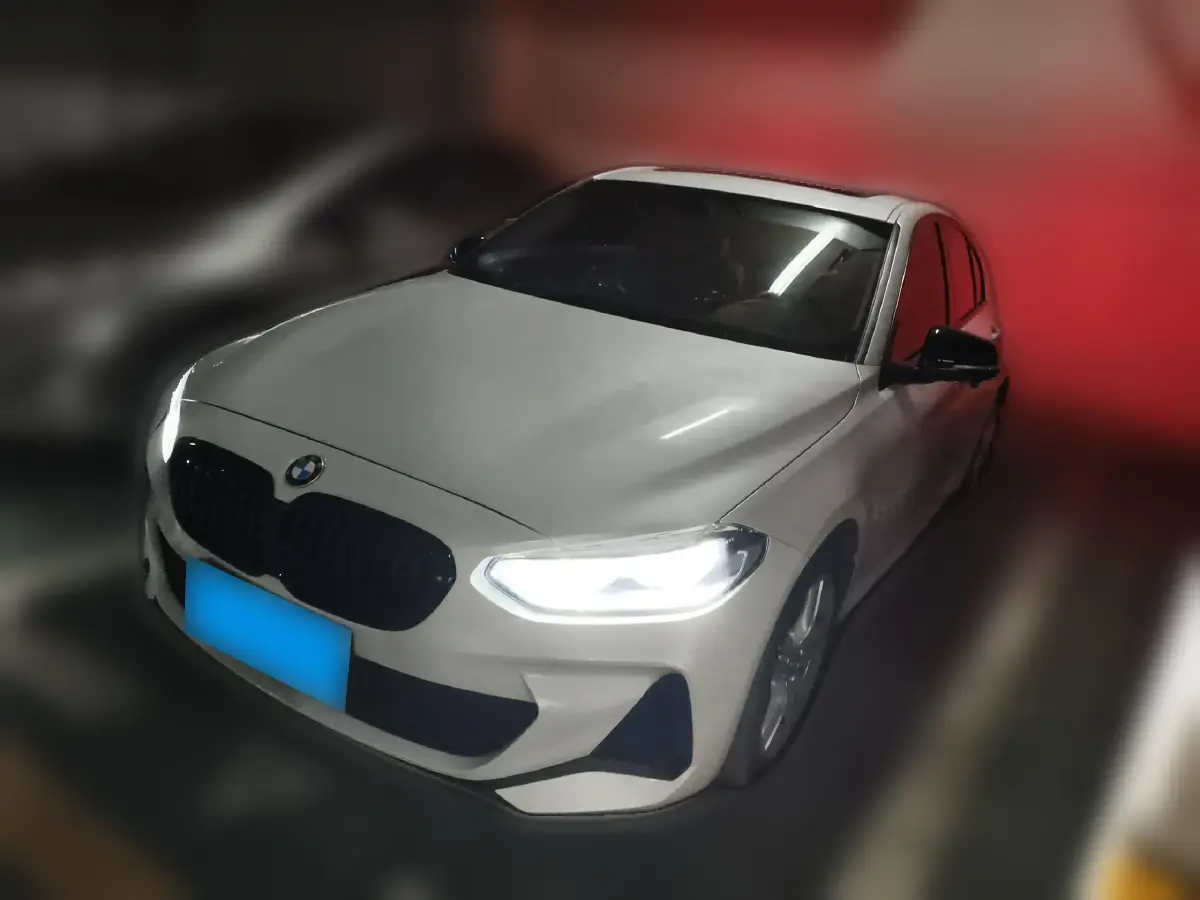 2021 BMW 1 Series 1.5T 140HP L3 7DCT
