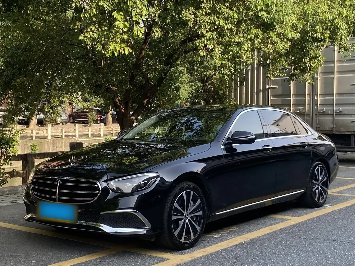 2023 Mercedes-Benz E Class 2.0T 211HP L4 9AT PHEV 25.4KWH
