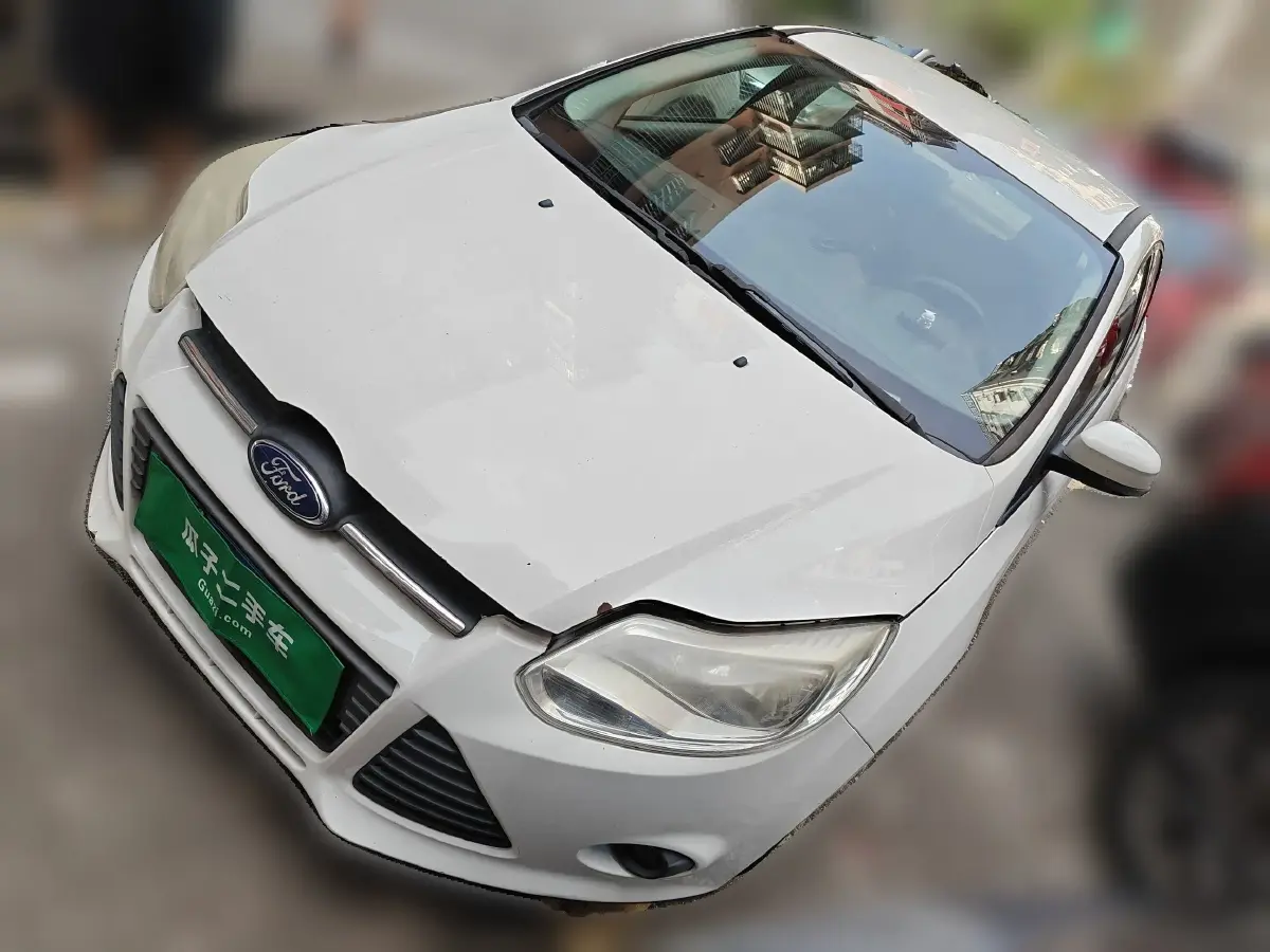 2012 Ford Focus 1.6L 125HP L4 6DCT