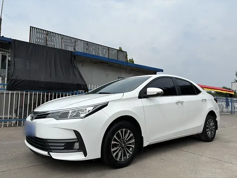 2017 Toyota Corolla 1.2T 116HP L4 CVT