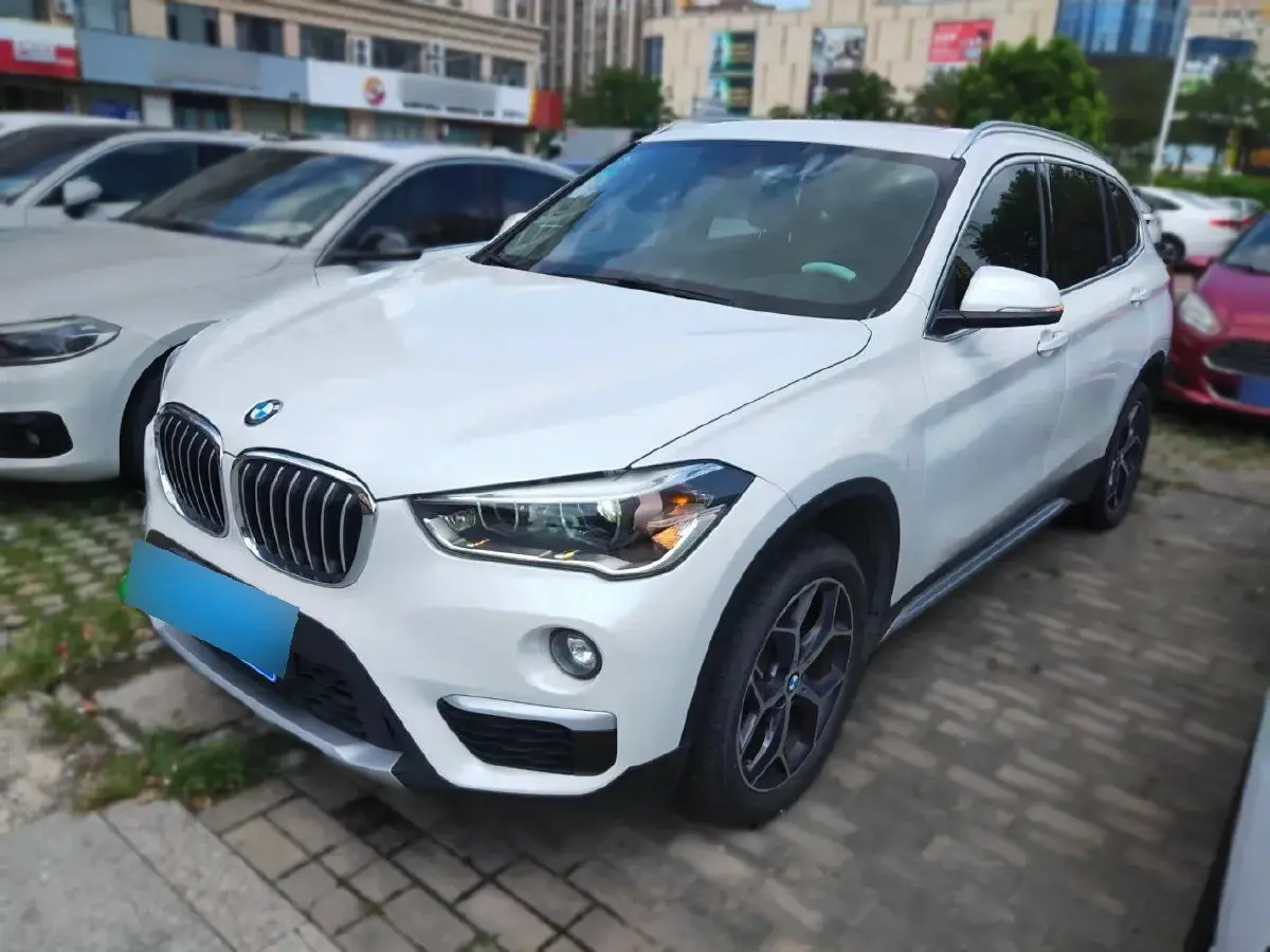 2019 BMW X1 2.0T 192HP L4 8AT