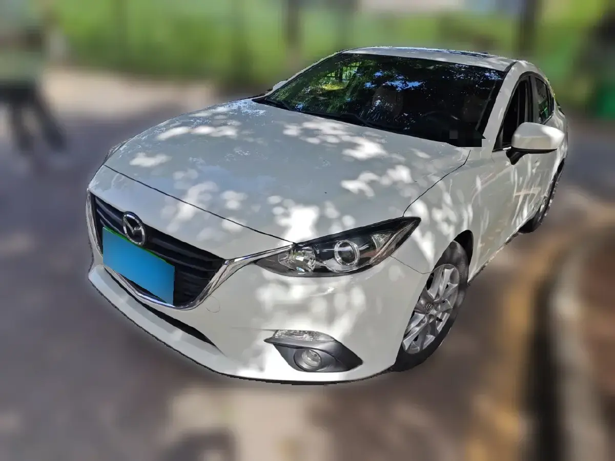 2016 Mazda 3 Axela 1.5L 117HP L4 6MT