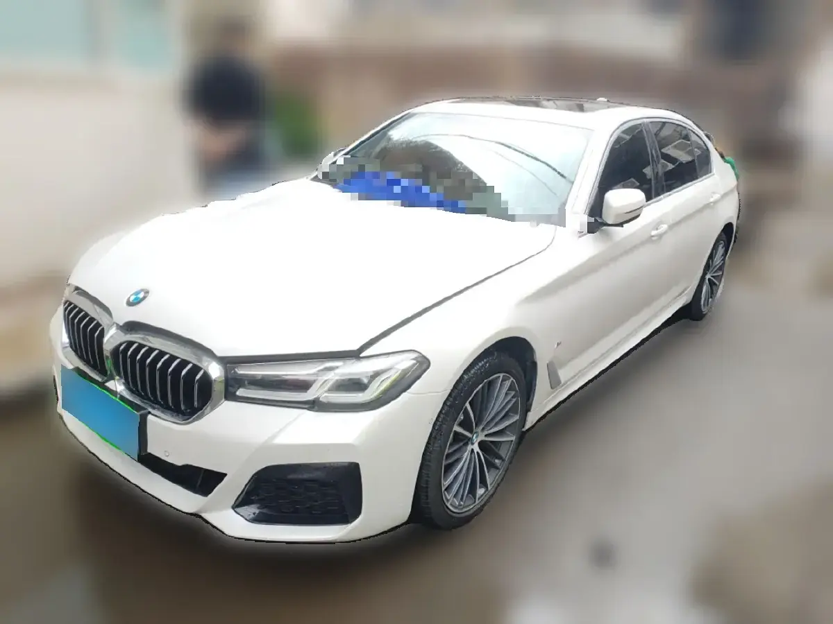 2023 BMW 5 Series 2.0T 245HP L4 8AT