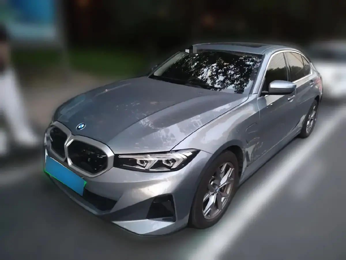 2022 BMW i3 BEV 70KWH